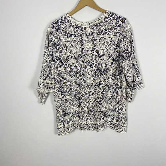 Solitaire Floral Boho Embroidered Top - Picture 8 of 10